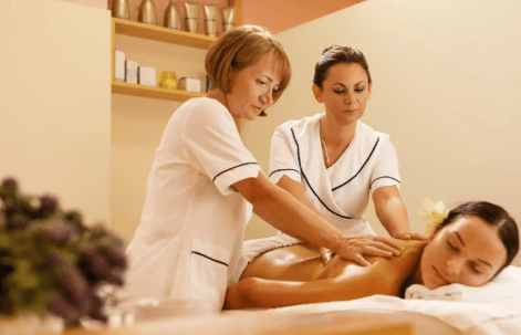 What Makes a Four-Hand Massage Feel So Deeply Relaxing?