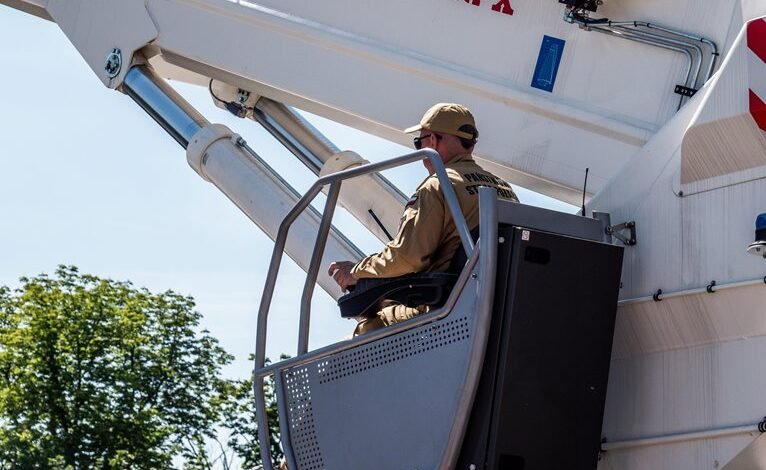 enhanced online reach system